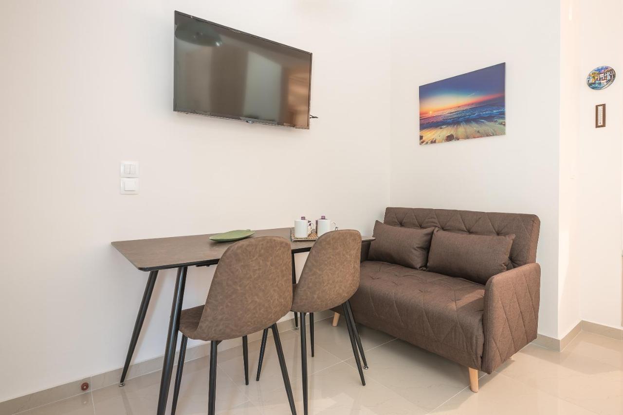 Cozy Acropolis Studio By Cloudkeys Lägenhet Aten Exteriör bild